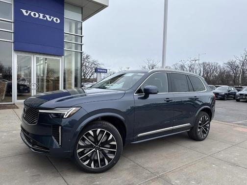 2026 Volvo XC90 B6 Plus 7-Seater