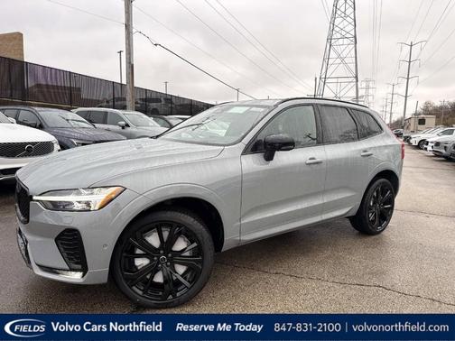 2026 Volvo XC60 B5 Ultra Black Edition