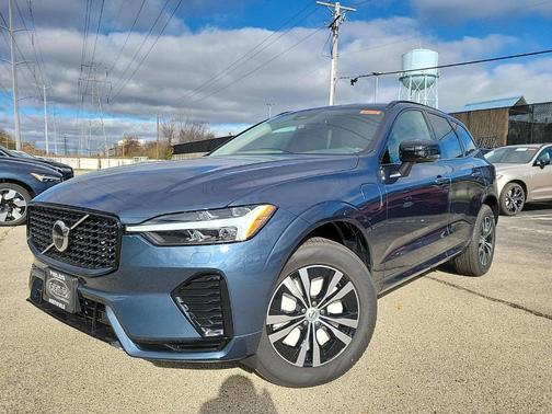 2025 Volvo XC60 Plug-In Hybrid T8 Core