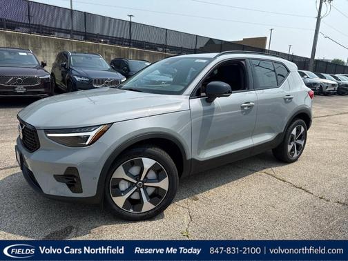 2026 Volvo XC40 B5 Plus