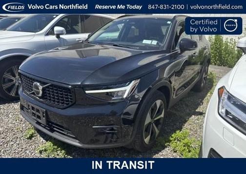 Onyx Black Metallic 2023 Volvo XC40 B5 Plus Dark Theme