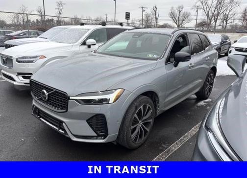 2024 Volvo XC60 B5 Plus Dark Theme