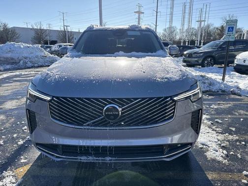 2026 Volvo XC90 B5 Plus 7-Seater