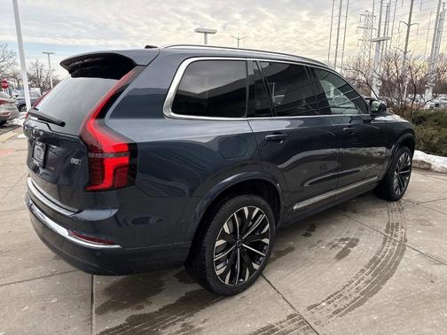 2026 Volvo XC90 B5 Plus 7-Seater