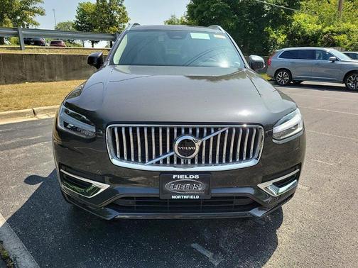 2025 Volvo XC90 B6 Plus 7-Seater