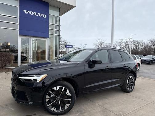 2026 Volvo XC60 B5 Plus