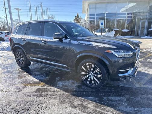 2024 Volvo XC90 B6 Plus Bright Theme 7-Seater