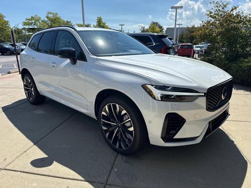 2026 Volvo XC60 Plug-In Hybrid T8 Ultra