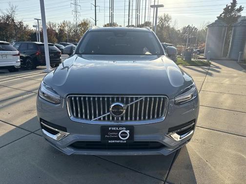 2024 Volvo XC90 B5 Plus Bright Theme