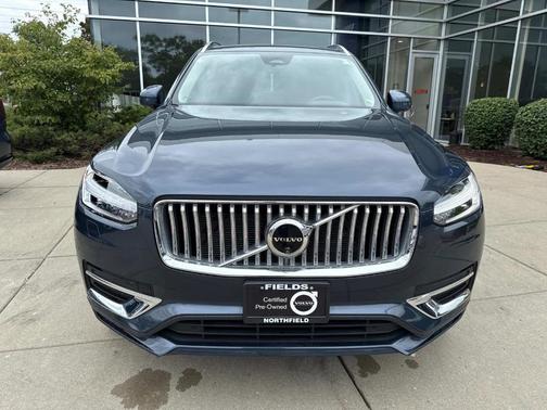 2024 Volvo XC90 B6 Plus Bright Theme 7-Seater