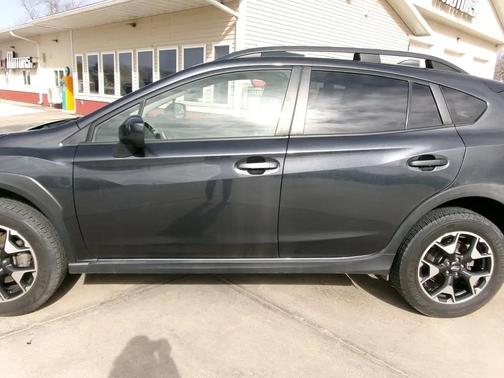 GRAY 2019 Subaru Crosstrek 2.0i Premium