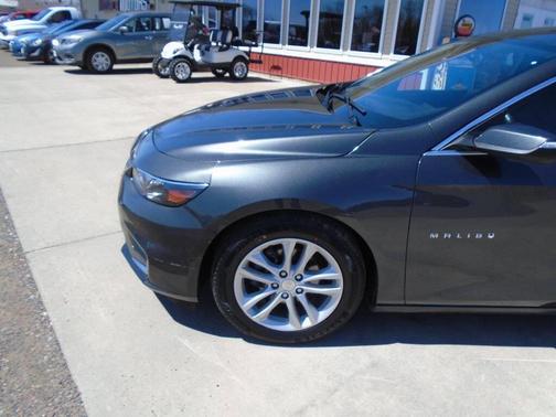 2017 Chevrolet Malibu 1LT