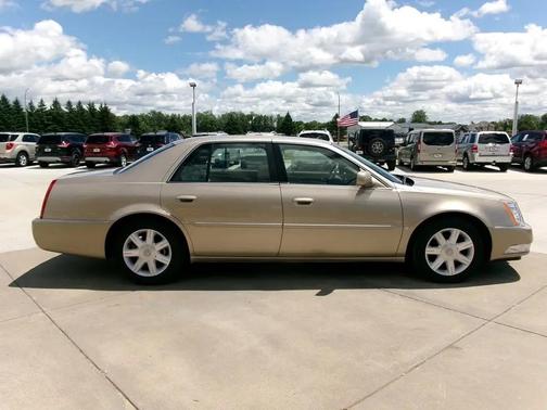 White Lightning 2006 Cadillac DTS Base