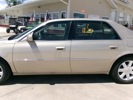 White Lightning 2006 Cadillac DTS Base