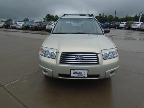 Champagne Gold Opal 2007 Subaru Forester 2.5 X