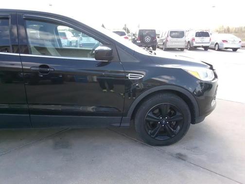 White Platinum Metallic Tri-Coat 2015 Ford Escape SE