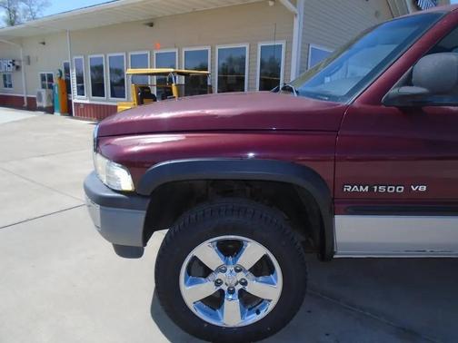 MAROON 2000 Dodge Ram 1500 Reg. Cab Short Bed 4WD