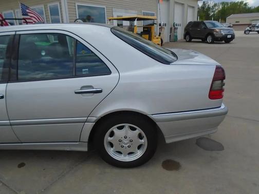 Brilliant Silver Metallic 1998 Mercedes-Benz C-Class C280