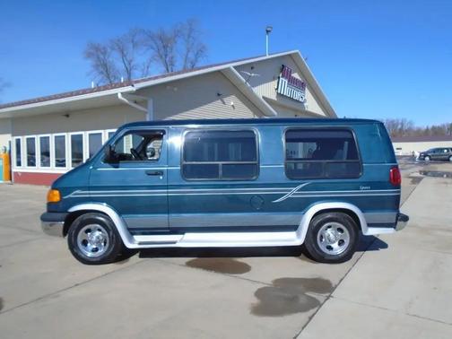 Hunter Green Metallic 2003 Dodge Ram 1500 Conversion