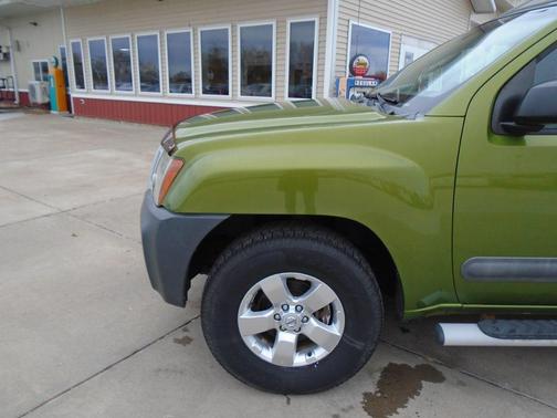 2012 Nissan Xterra S