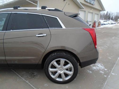 2016 Cadillac SRX Performance Collection