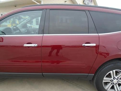 Siren Red Tintcoat 2016 Chevrolet Traverse 2LT