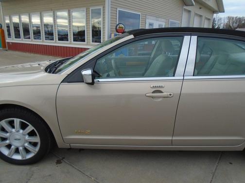 2008 Lincoln MKZ Base