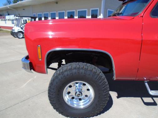 RED 1979 Chevrolet C10/K10 BASE