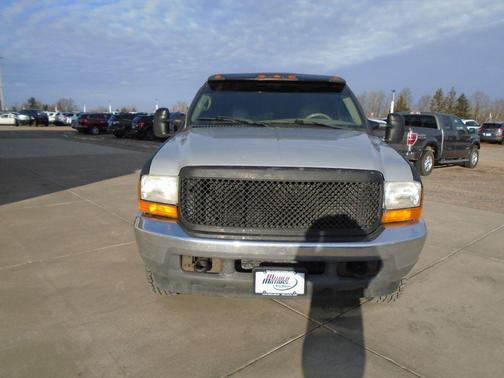 2000 Ford F-350 XL Crew Cab Super Duty DRW