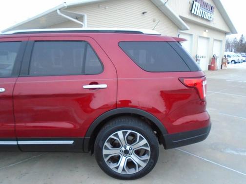 2019 Ford Explorer Platinum AWD 4dr SUV