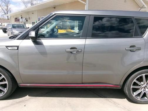 Titanium Gray 2017 Kia Soul !