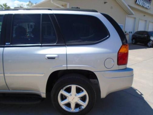 2007 GMC Envoy SLT 4dr SUV 4WD