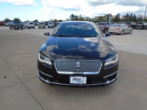 2017 Lincoln MKZ Base