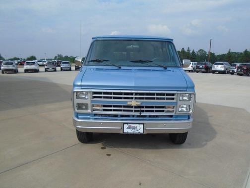 1990 Chevrolet Sportvan G30 Beauville 3dr Passenger Van