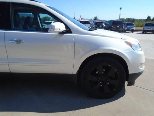 2011 Chevrolet Traverse 2LT