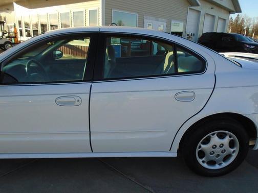 2004 Oldsmobile Alero GL 4dr Sedan