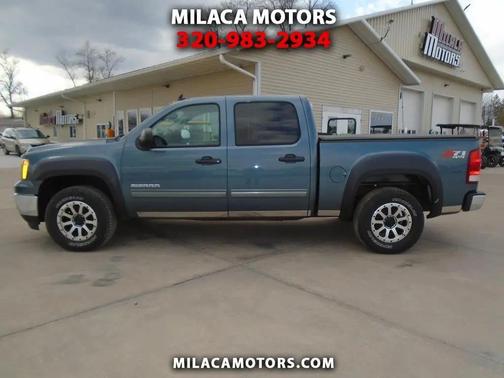 Heritage Blue Metallic 2013 GMC Sierra 1500 SLE1