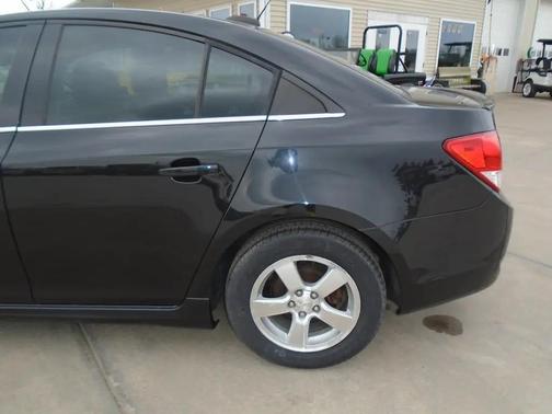 Black Granite Metallic 2015 Chevrolet Cruze 2LT