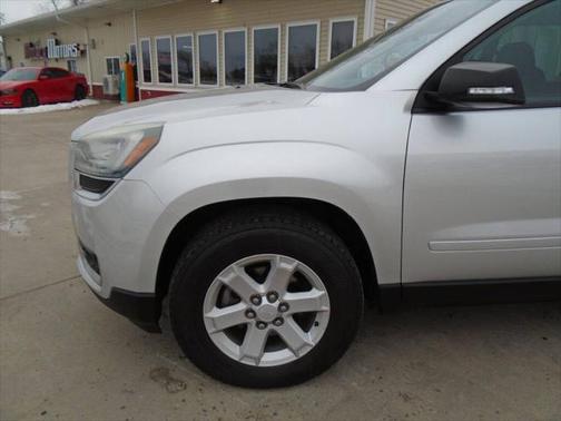 2015 GMC Acadia SLE-2