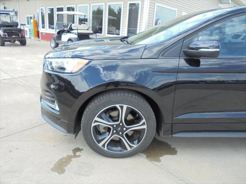 2019 Ford Edge ST