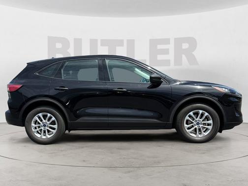 2022 Ford Escape S