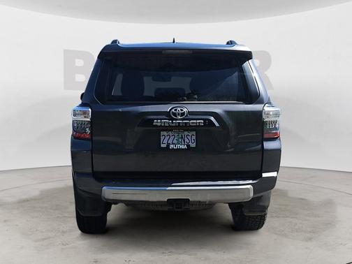 2022 Toyota 4Runner TRD OFF ROAD