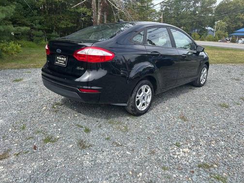 2016 Ford Fiesta SE