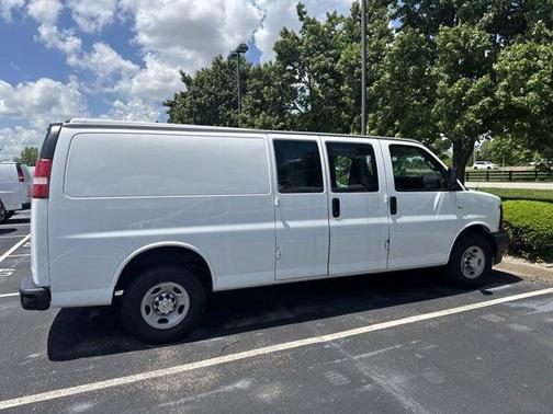 2017 Chevrolet Express 2500 Work Van