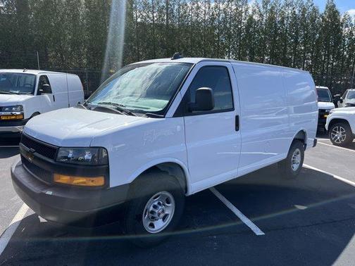 2025 Chevrolet Express 2500 Work Van