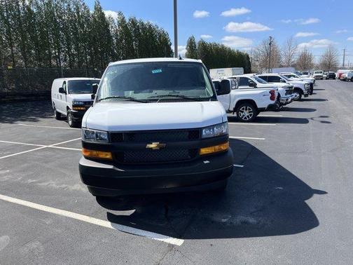 2025 Chevrolet Express 2500 Work Van