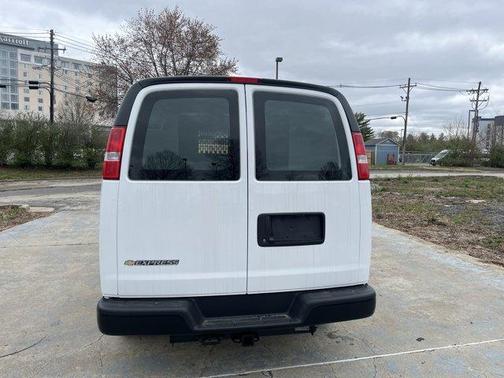 2025 Chevrolet Express 2500 Work Van