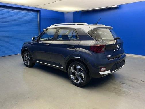 2024 Hyundai VENUE Limited