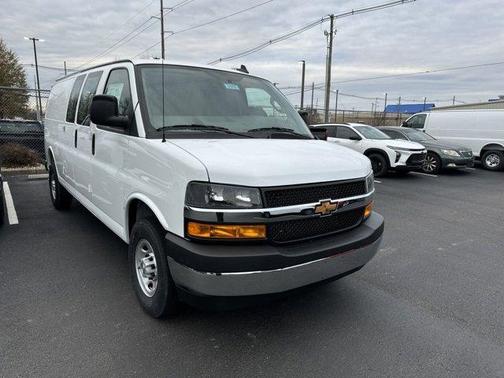 2025 Chevrolet Express 2500 Work Van