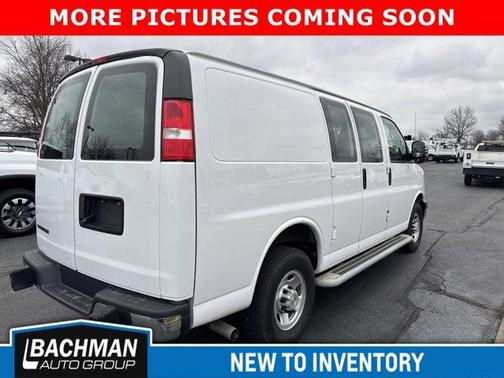 2024 Chevrolet Express 2500 Work Van